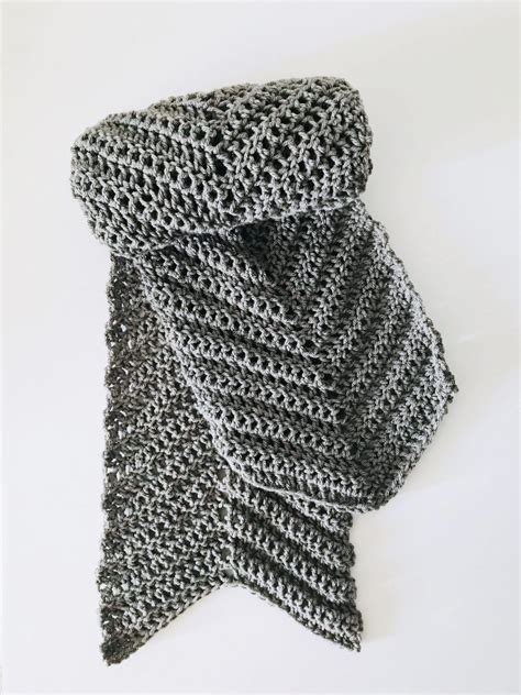 The "Gateway" Chevron Scarf - Free Crochet Pattern - iHooked | Crochet scarf pattern free ...