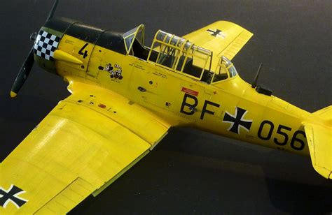 The Modelling News: Review: 1/32 scale T-6 Texan - the first flight of the T-6