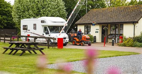 Slapton Sands Camping and Caravanning Club Site - Kingsbridge - Visit Devon