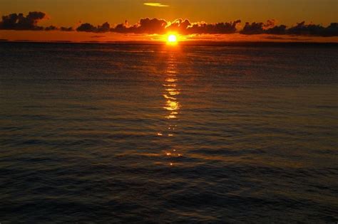 Sunrise at Whitefish Bay, Lake Superior, Michigan : r/naturepics