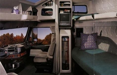 Luxury Semi Truck Sleeper (inside a cab layout) | Types Trucks