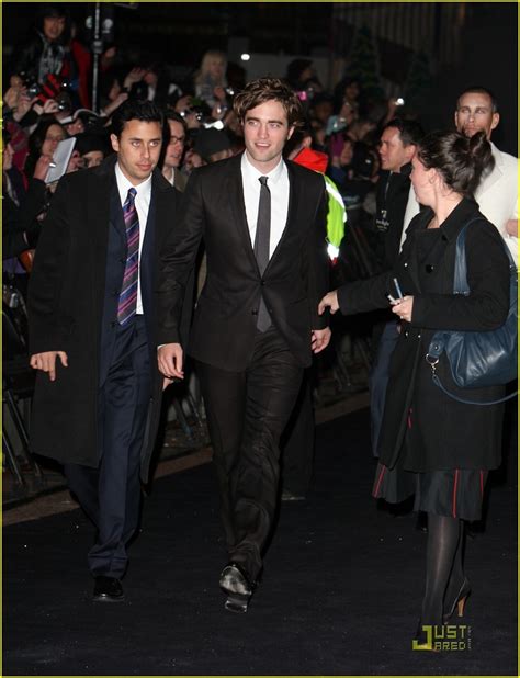 london premiere of twilight - Robert Pattinson & Kristen Stewart Photo ...