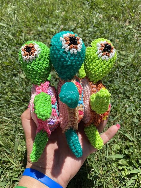 Loomigurumi Sea Turtle Rainbow Loom Animal | Etsy | Rainbow loom ...