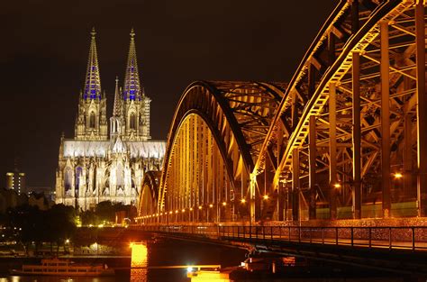 Dom und Hohenzollern Brücke in Köln | Ein Klassischer Blick … | Flickr