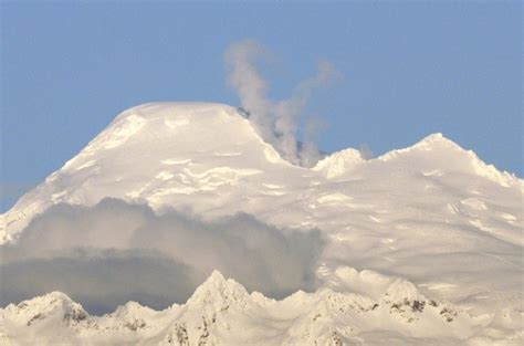 Mt. Baker Eruption History and Hazards: The Active Volcano in our Backyard - WhatcomTalk