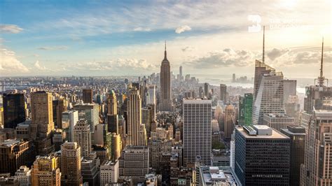 New York City Cityscape On A Sunny Day Zoom Backgrounds – thezoombackgrounds.com