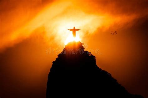 Christ The Redeemer At Sunrise