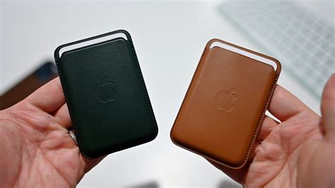 Apple leather MagSafe wallet with Find My review: A step up, but just barely | AppleInsider