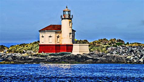 Lighthouse Free Stock Photo - Public Domain Pictures