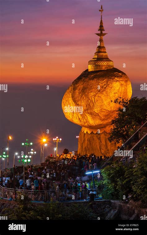 Golden Rock - Kyaiktiyo Pagoda, Myanmar Stock Photo - Alamy