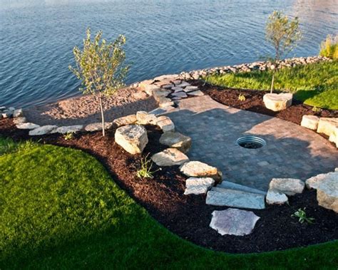 Lakefront Property Landscaping Ideas 8 Lake landscaping, Backyard