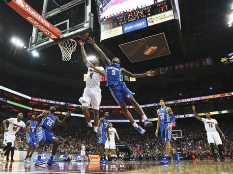 Live scores and updates from the Kentucky vs. Louisville basketball game