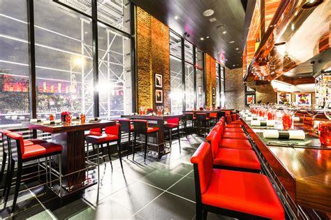 L’Atelier de Joël Robuchon Is Just an Unexciting Chain, Wells Says ...