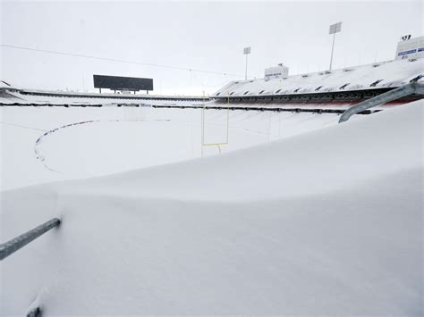 USP NFL: BUFFALO BILLS-WINTER STORM SCENES S FBN USA NY | For The Win