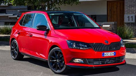 Skoda Fabia Monte Carlo wagon 2017 review | snapshot | CarsGuide