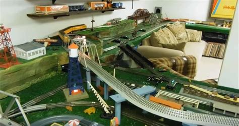 12 Wonderful Lionel Train Layouts – [WITH VIDEOS] | Toy Train Center