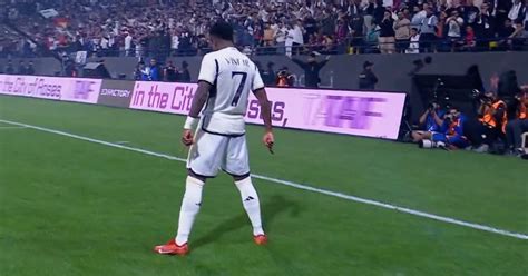 Vinicius Junior performs Cristiano Ronaldo's 'SIU' Celebration at Al Nassr stadium - Futbol on ...