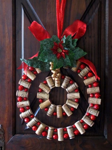 Wine & Cork: {DIY} Wine Cork Christmas Wreath