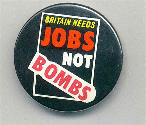 ”VEGETARIANS AGAINTS THE BOMB” Vintage Badge – Yorkshire Campaign for Nuclear Disarmament