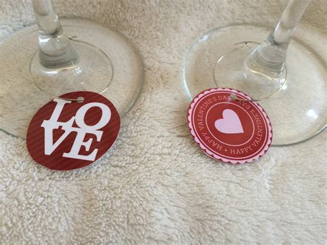 Photo & Story Treasures: DIY wine glass tags