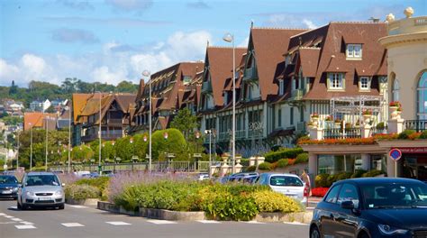 Visit Deauville: 2023 Travel Guide for Deauville, Normandy | Expedia