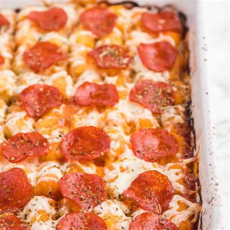 Pizza Tater Tot Casserole - Simply Stacie