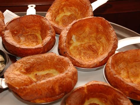 Yorkshire Pudding Recipe (English savory puff pudding) | Whats4eats