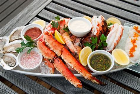 cold seafood platter recipe | use real butter | Seafood platter ...