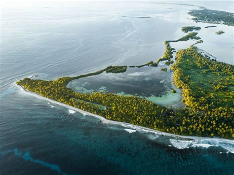 Visit Maldives - Places > Addu Nature Park