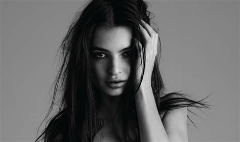 Emily Ratajkowski Monochrome Wallpaper,HD Celebrities Wallpapers,4k ...