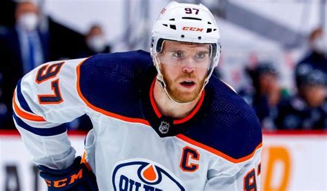 Edmonton Oilers captain Connor McDavid wins second career Hart Trophy ...