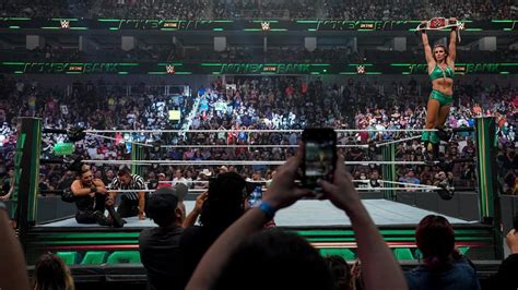 The 14 best WWE matches of the year you can stream right now - CNET