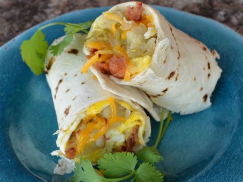 New Mexico Green Chile Breakfast Burritos Recipe