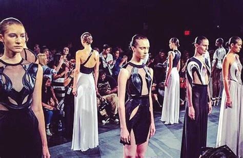 Israeli fashion week goes ahead in shadow of COVID-19 - Israel News - The Jerusalem Post