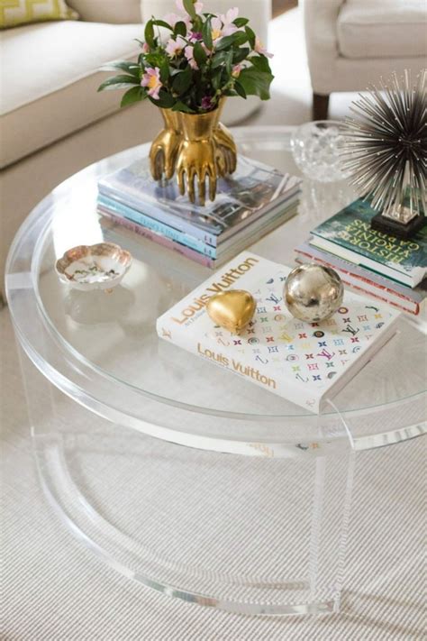 30+ Unique Glass Coffee Table Design Ideas | Round coffee table decor, Clear coffee table, Glass ...