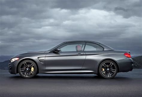 2015 BMW X4 and 2015 BMW M4 Convertible At New York International Auto Show