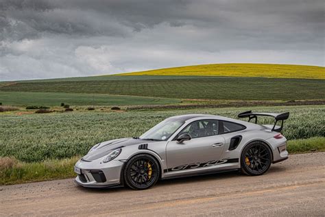 Porsche 911 GT3 RS (2020) Review