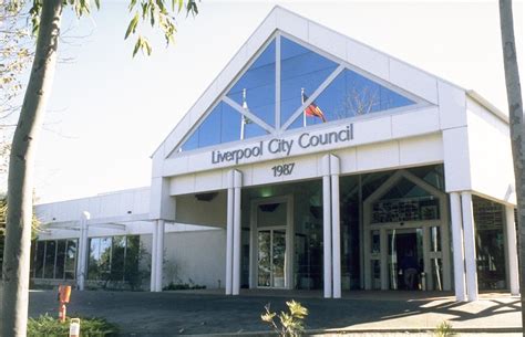 Liverpool City Council employees stop work | Green Left