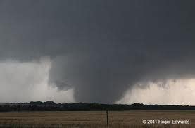 El Reno, OK - Massive EF5 Tornado - May 24, 2011 | Storm chasing ...