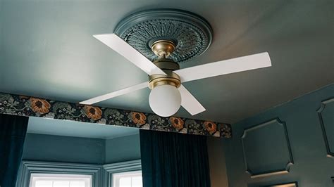 Why Change Your Ceiling Fan Direction in Summer & Winter?