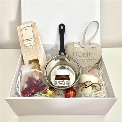 23 Best Housewarming Gifts They'll Love | Unique New Home Ideas UK