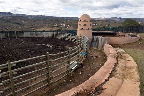 Media visits President Jacob Zuma's Nkandla homestead, 26 … | Flickr