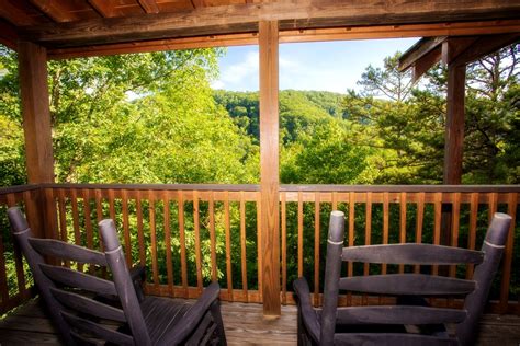 A Cabin to Remember - 5 Bedrooms, 5 Baths, Sleeps 18, Cabins, Pigeon Forge, United States of ...