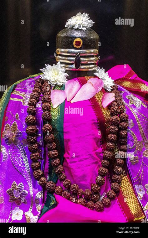 Murthi (God statue) in Sri Ayyappan hindu temple, Paris. Lingam Stock ...