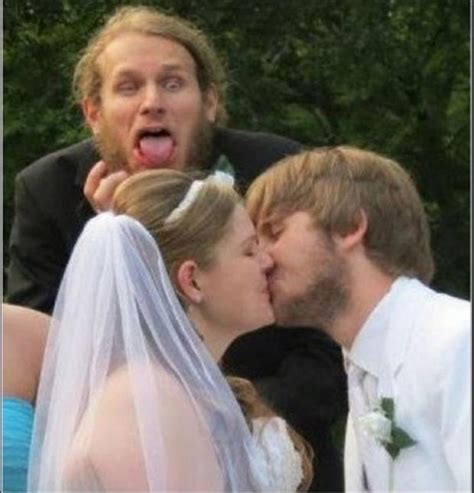 Funny Wedding Photobombs (16) - Dump A Day