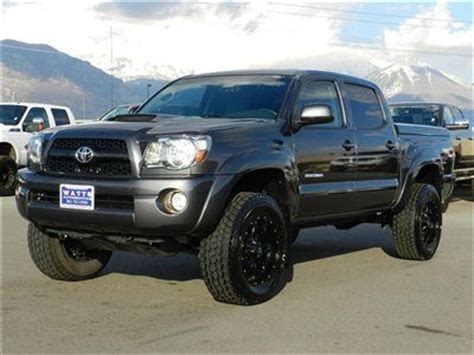 Off road tires and wheels for toyota tacoma
