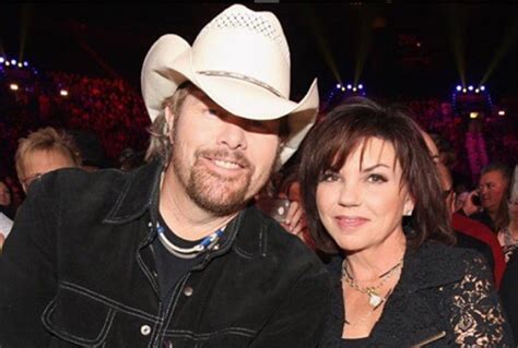 MEET COUNTRY MUSIC STAR TOBY KEITH’S WIFE, TRICIA COVEL [PICTURES] | Country music, Country ...