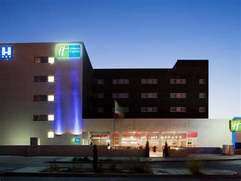 Holiday Inn Express Madrid Airport Hotel in Madrid, Spain - Madrid Hotels