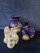 Lot of Japanese Cobalt Blue & Chinese Blue & White Porcelain - Tullochs Auctions