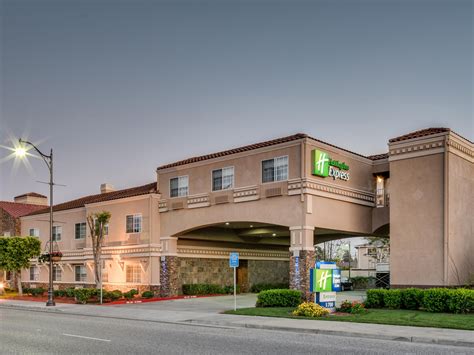 Hotel In Santa Clara, CA Near Levi Stadium | Holiday Inn Express ...